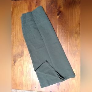 NEW D&Co "How Comfy" Knit Denim Knee Length Skirt